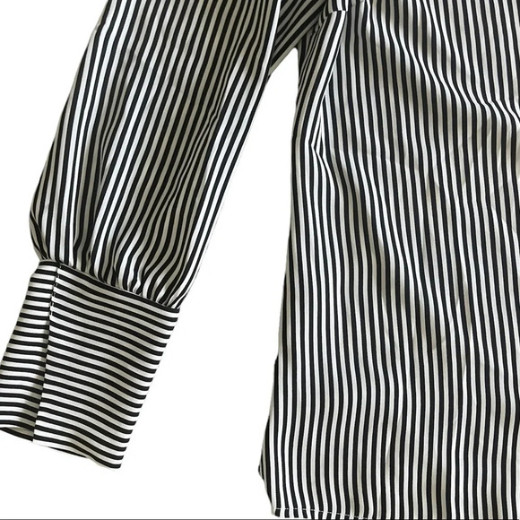 CHICO’S Long Sleeves Blouse Size 0 - Picture 3 of 5